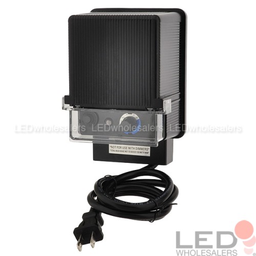 Landscape lighting clearance transformer