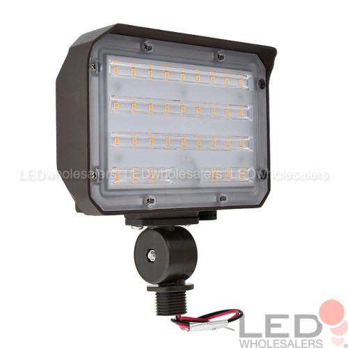 Low Voltage 20W LED Landscape Flood Light with 1/2 Threaded Knuckle Mount,  Warm-White 3000K