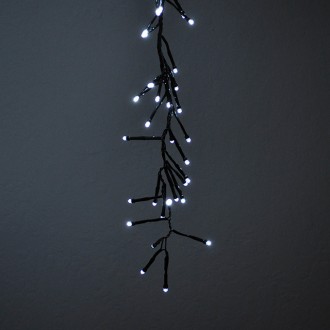 Chasing LED Cluster Hanging Garland Light with Integrated Multifunction Controller and Dark Green Wire